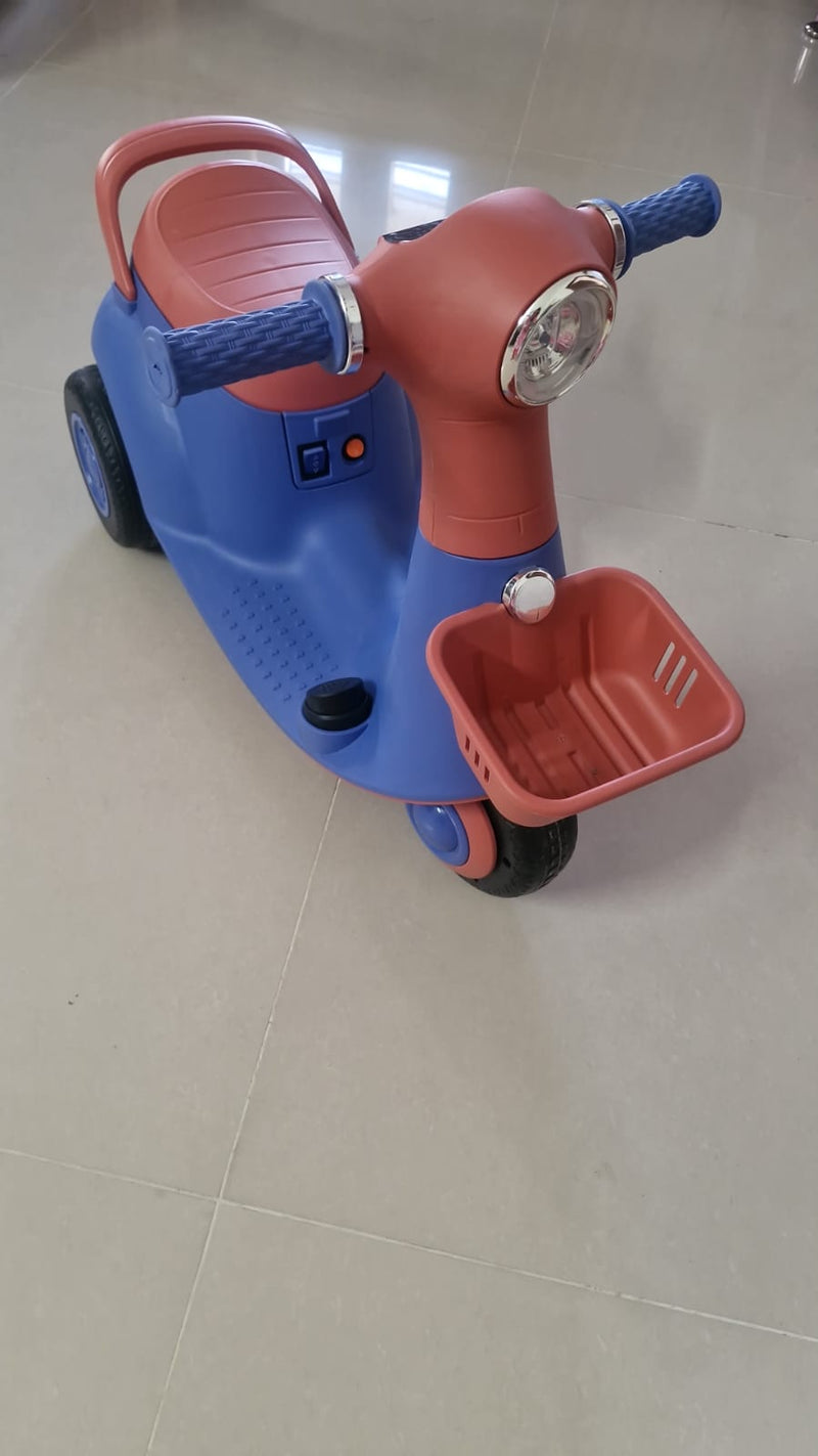 Vespa Rechargeable Battery Operated kids Ride-on Electric Scooter for Kids 2-6 years In Pakistan